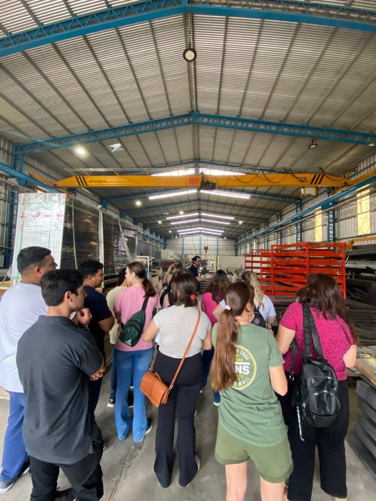 Más de 400 estudiantes visitaron Industrias de Concepción del Uruguay