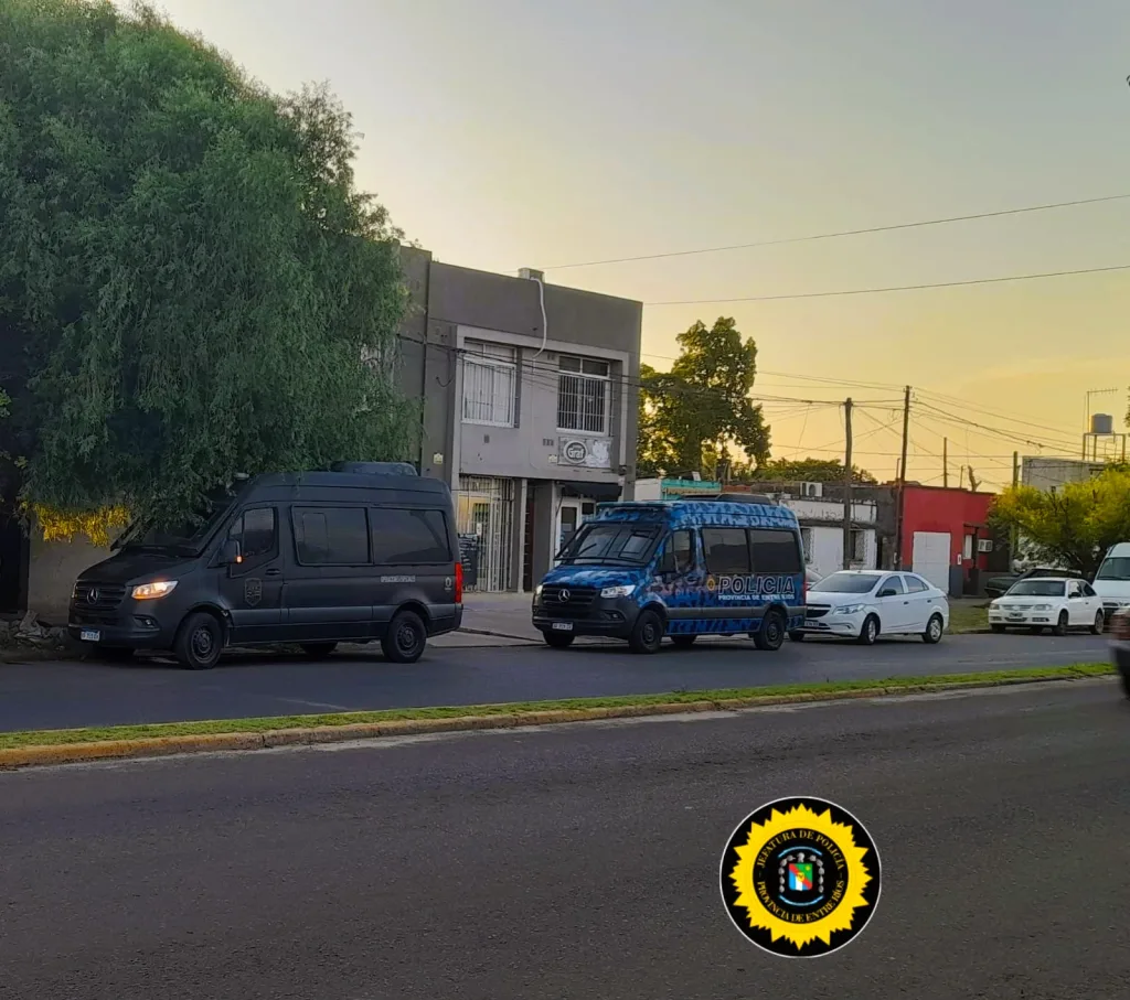 Cuatro Detenidos y Secuestro de Drogas, Dinero y Elementos de Fraccionamiento