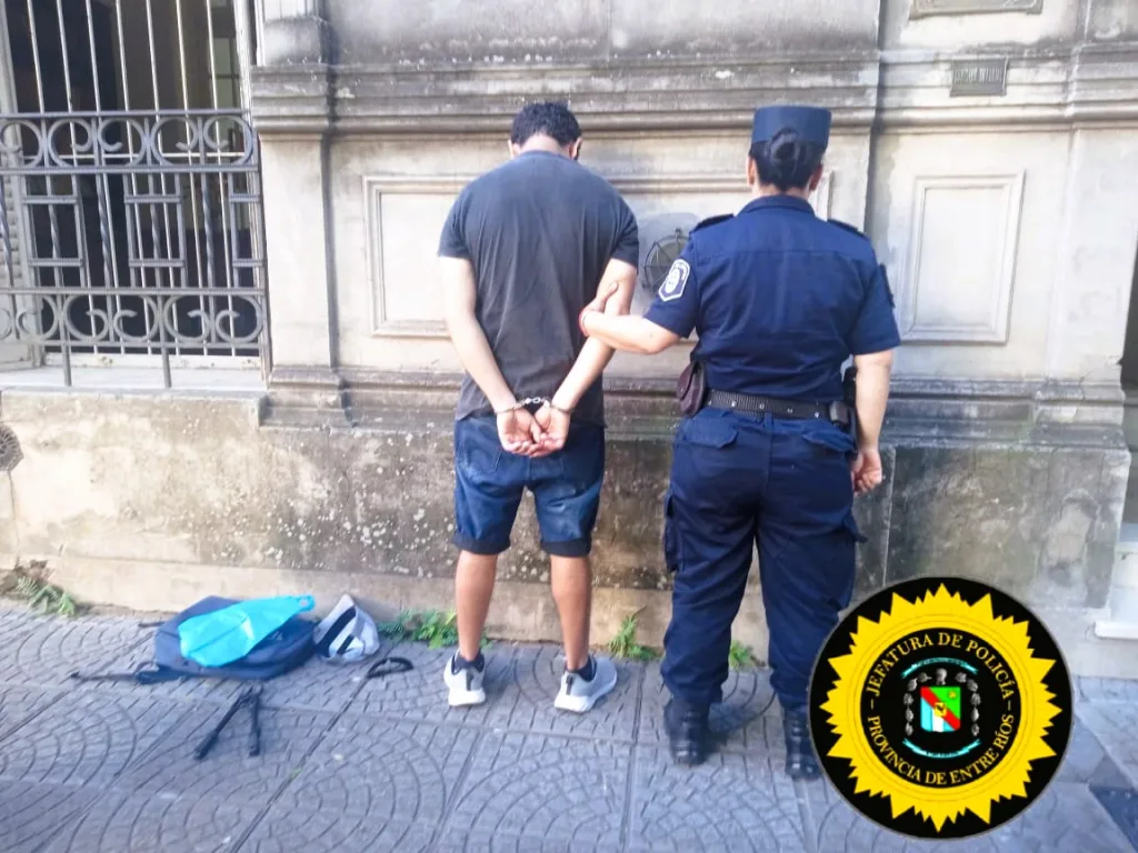 Detenido por intento de robo y posesión de droga