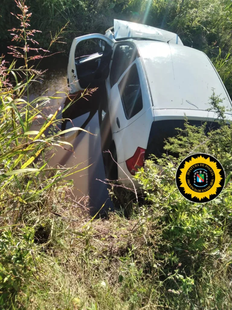 Ruta Provincial N°30: Despiste en una Curva Peligrosa deja dos lesionados