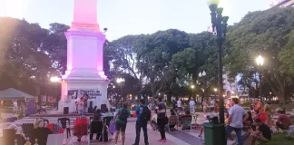 Se realizó el festival y feria en defensa de los jubilados en Plaza Ramírez