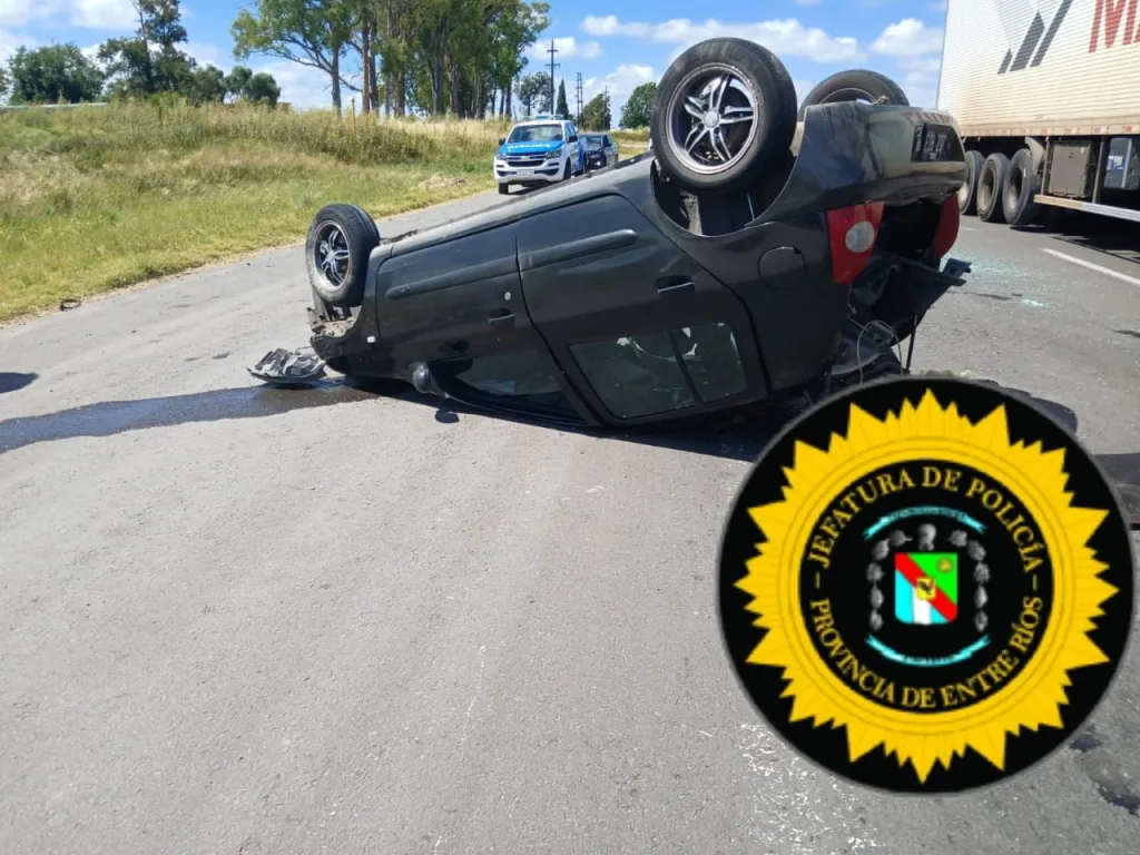 Accidente en la Autovía Gervasio Artigas: Choque entre dos vehículos y despiste de uno de ellos