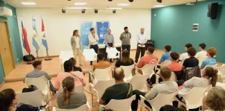 La Municipalidad entregó becas a 18 deportistas amateurs