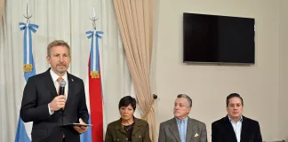 Frigerio extiende el congelamiento del componente provincial de la factura de la luz