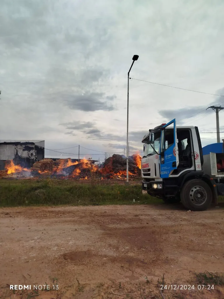 Se Incendió un Aserradero en San Justo