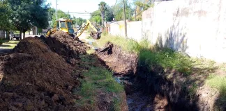 Plan de Obras: trabajan en calles de tierra y desagües pluviales