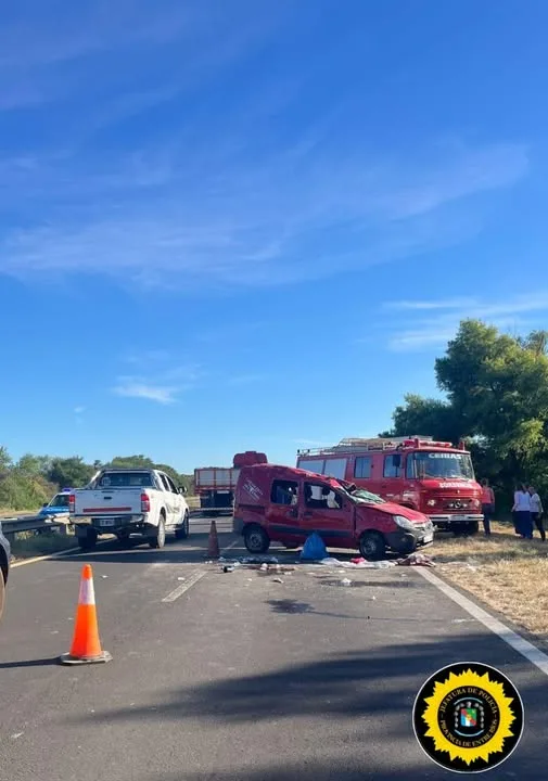 Ruta Nacional 12: Un vehículo volcó y deja a una familia en el hospital de Gualeguaychú