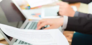 Defensa del consumidor advierte a usuarios de tarjetas de crédito por cobros indebidos