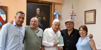 Julio Cáceres presentó su primer libro en Concepción del Uruguay