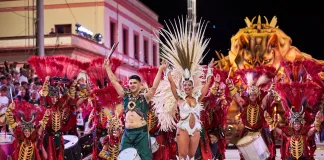 El Carnaval del País vivió una estupenda séptima noche con más de 20 mil personas