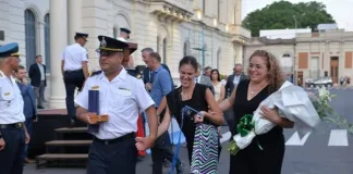 Policía entrerriano recibe una distinción por su ejemplar vida