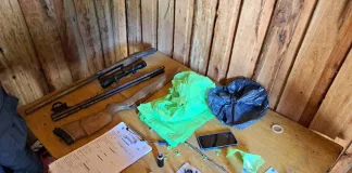 Allanamientos simultáneos en Concordia: Tres detenciones y hallazgos de armas y estupefacientes