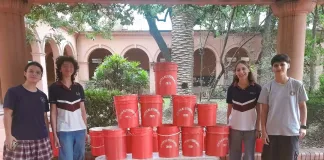 Alumnos y sus Familias Colaboran en la Restauración de los Cestos de Basura del Colegio Justo José de Urquiza