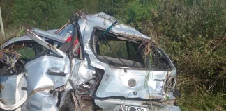 Cuatro personas heridas en un vuelco causado por el choque de un camión en la Autovía N°12
