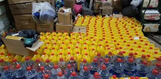 El Presidente Municipal Felicitó a los Bomberos y Donó Colchones y 1000 Litros de Cloro para Bahía Blanca