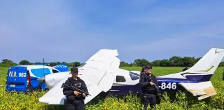 Identifican al piloto de la avioneta narco hallada en La Paz