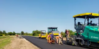El gobernador anunció la licitación de obras en más de 222 kilómetros de rutas entrerrianas