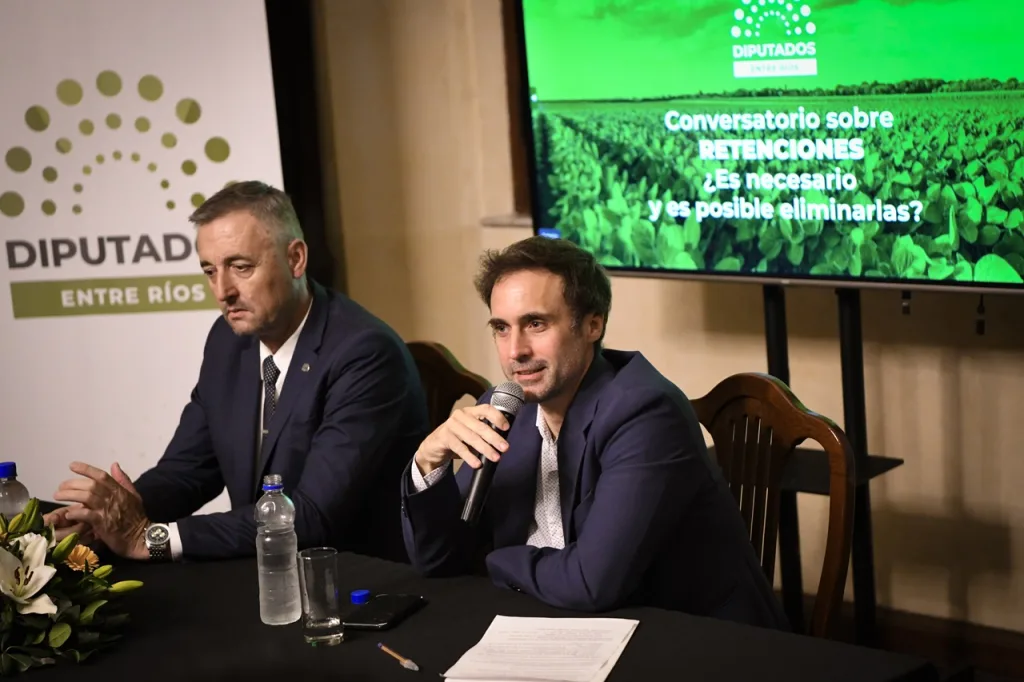Rossi continúa impulsando la eliminación de las retenciones y reforma tributaria progresiva
