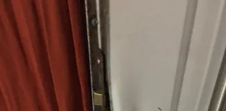 Robo en el Barrio 150: delincuentes forzaron la puerta y se llevaron elementos de valor