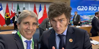 Milei y Caputo, denunciados tras la venta de USD 400 millones a $1.000 antes de levantar el cepo cambiario