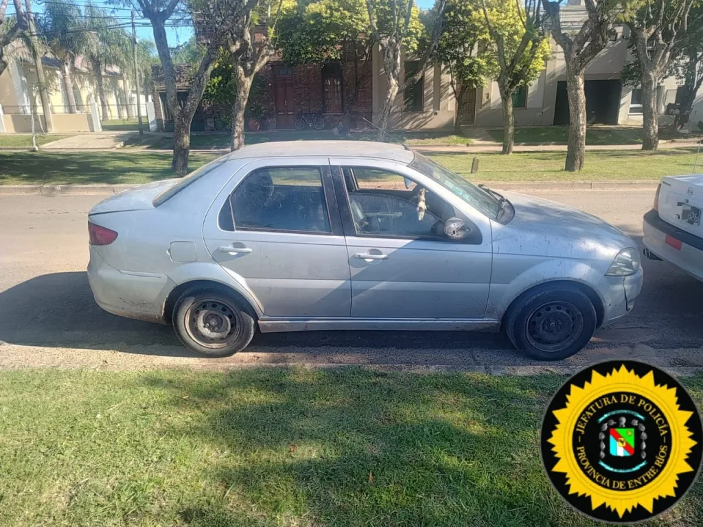 Policía evitó el robo en granja avícola: secuestro de vehículo y elementos relacionados