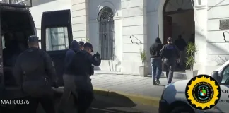 Asalto a la inmobiliaria: Uno de los detenidos un exoficial condenado por múltiples delitos