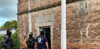 Narcomenudeo en General Campos: una mujer fue detenida con cocaína y marihuana tras operativo policial