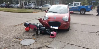 Choque en Bv. Aráoz y San Martín dejó una joven con lesiones leves