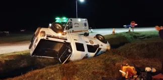 Accidente de un móvil de Bomberos Voluntarios de Ceibas mientras acudía a un siniestro vial