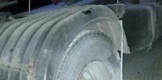 Principio de incendio en un camión sobre la Autovía Artigas, zona del ACA