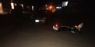 Concepción del Uruguay: Choque frontal entre un auto y una moto en calle 26 del Oeste