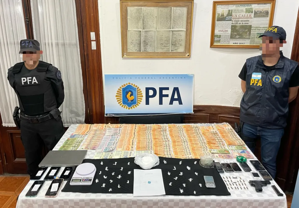 Allanamientos en Concepción del Uruguay por narcotráfico: hay detenidos y secuestro de droga y armas