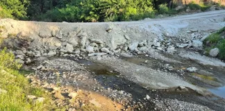 Ordenan a Cristamine SA a que libere el fluir del arroyo “El Salto” en Aldea Brasilera