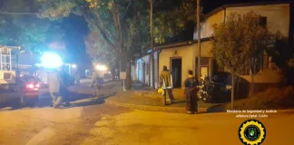 Incendio en una vivienda de Colón: dos personas hospitalizadas por intoxicación con monóxido de carbono