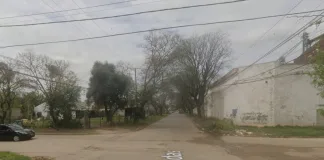 Motociclista sufrió fractura tras colisión con un auto