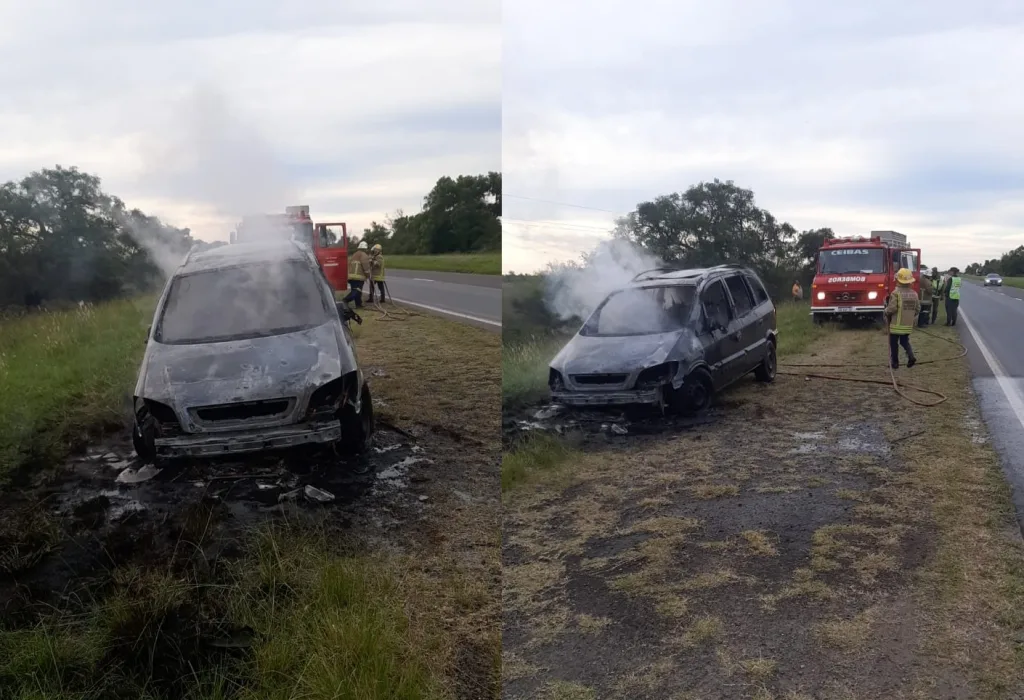 Autovía 12: un vehículo fue consumido por las llamas