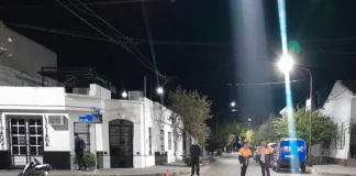 Conductor alcoholizado provoca un choque: dos jóvenes en estado delicado