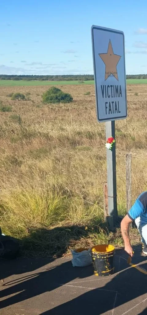ACIVERJUS colocó una Estrella Amarilla en la RN14 KM 234 en homenaje a Axel