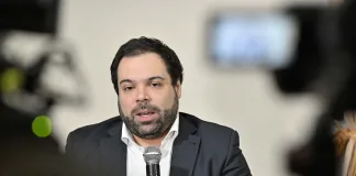 Troncoso defendió la intervención del Iosper y el proyecto de nueva obra social: «Terminamos con privilegios y estafas»