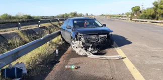 Siniestro vial en Autovía Artigas Km 136: un Toyota Corolla chocó contra el guardarraíl