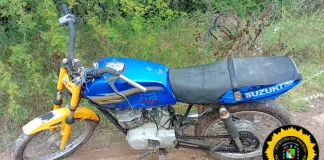 Recuperan motocicleta abandonada en zona rural del oeste de la ciudad