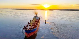 Comenzó la carga de un nuevo buque en el puerto de Concepción del Uruguay