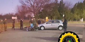 ccidente en Suipacha y Bvard Montoneras: motociclista hospitalizado tras fuerte choque con un auto