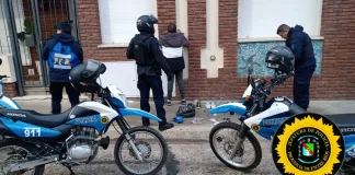 Demorado con objetos de origen sospechoso: Llevaba ropa interior femenina y un corta perno