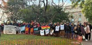 Militantes de Concepción del Uruguay se movilizan a Plaza de Mayo en respaldo a Cristina Kirchner