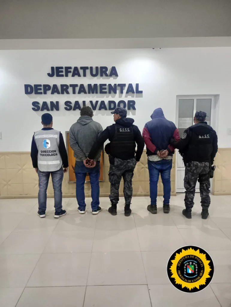 Cae pareja con cocaína en operativo policial sobre Autovía 18