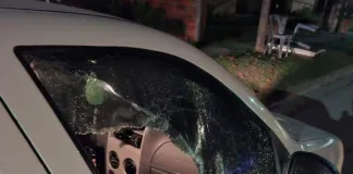 Policía rescató a una beba encerrada en un auto en Libertador San Martín