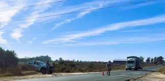 Control policial rutinario en el ingreso a Concepción del Uruguay