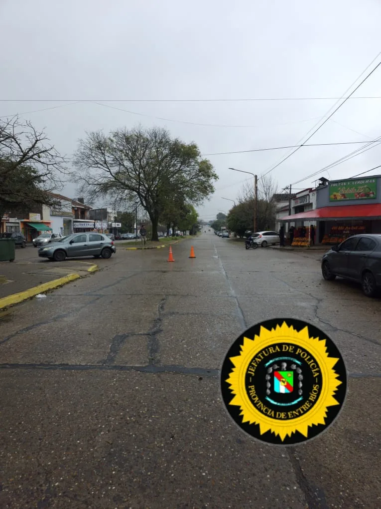 Accidente en Los Constituyentes y Mitre deja heridos leves y moto retenida