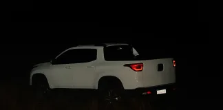 Despiste en Ruta 12: una camioneta terminó en la banquina